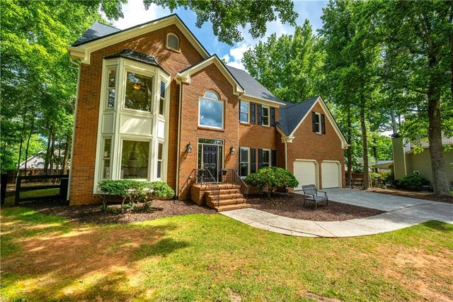 12445 Crabapple Tree Court, Alpharetta, GA 30004