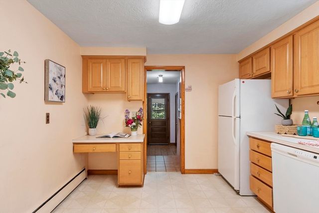 12 Abbott Lane, Chelmsford, MA 01824