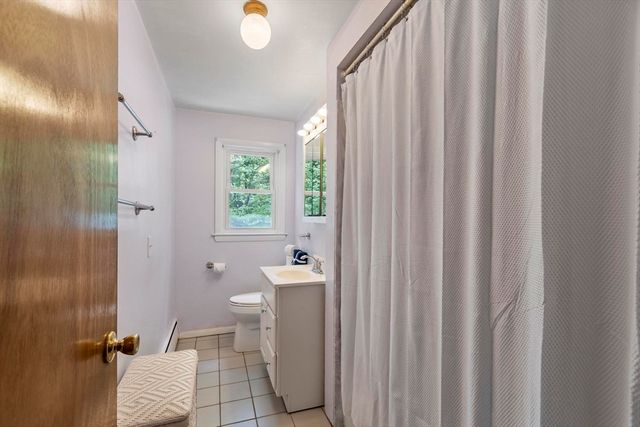 12 Abbott Lane, Chelmsford, MA 01824