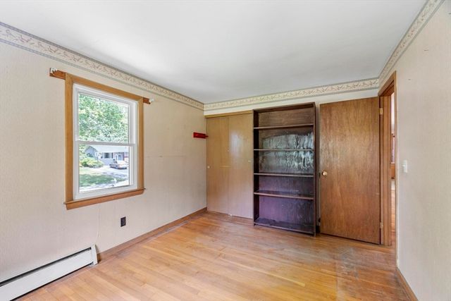 12 Abbott Lane, Chelmsford, MA 01824