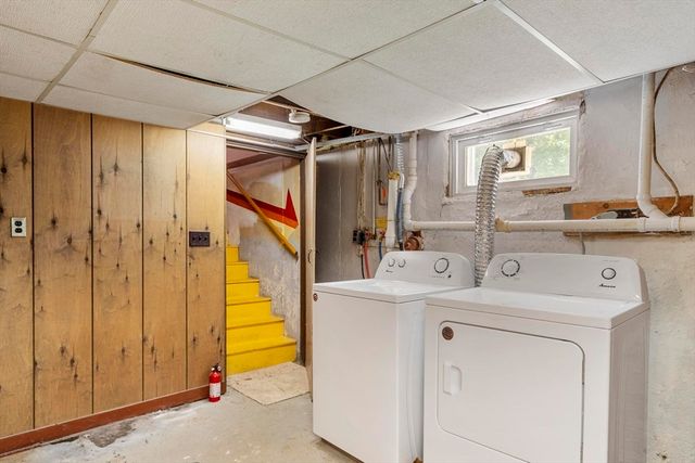 12 Abbott Lane, Chelmsford, MA 01824