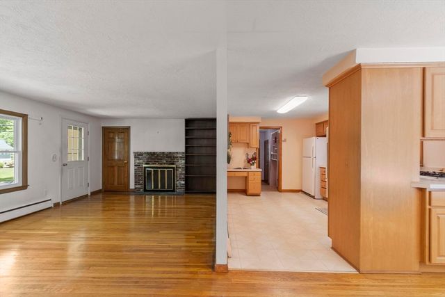 12 Abbott Lane, Chelmsford, MA 01824