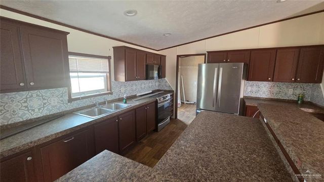 3110 Mimosa Drive, Weslaco, TX 78596