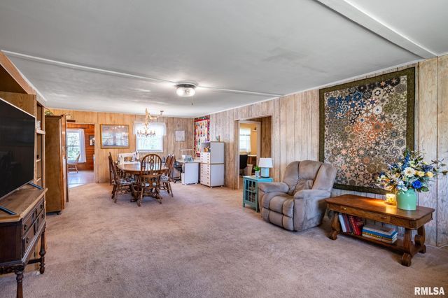 11648 Trolley Line Road, Marion, IL 62959