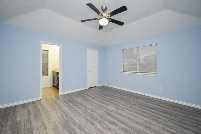 805 River Creek Drive, La Porte, TX 77571