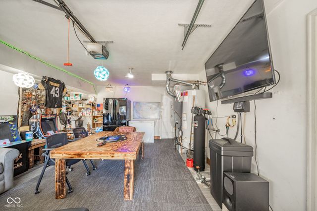 6208 Red Fox Road, Pendleton, IN 46064