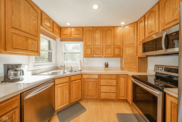 6208 Red Fox Road, Pendleton, IN 46064