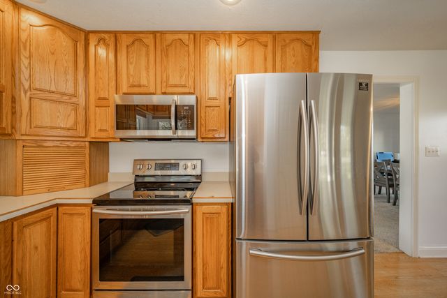 6208 Red Fox Road, Pendleton, IN 46064