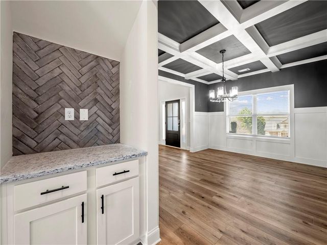 787 Reece Drive, Hoschton, GA 30548