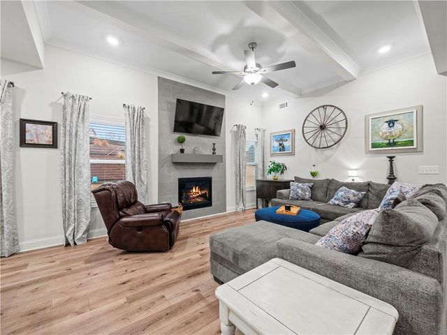 787 Reece Drive, Hoschton, GA 30548