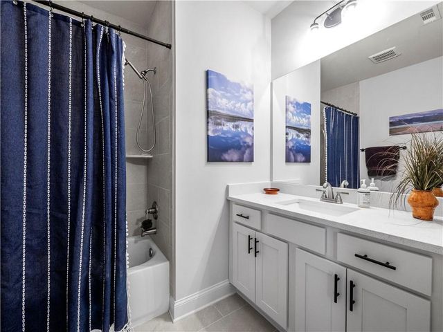 787 Reece Drive, Hoschton, GA 30548