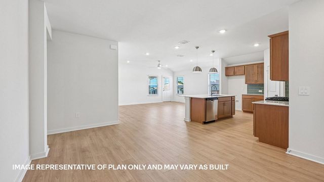 241 Rivers Edge DR, Georgetown, TX 78628