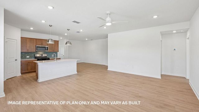 241 Rivers Edge DR, Georgetown, TX 78628