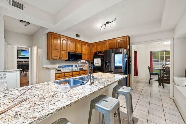 104 Pecan Grove, Lancaster, TX 75146