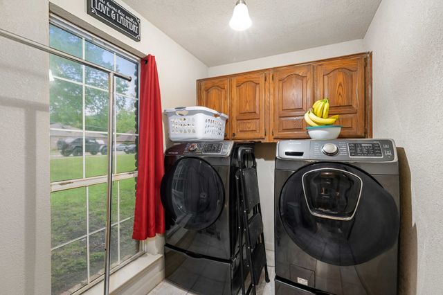 104 Pecan Grove, Lancaster, TX 75146