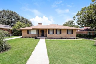 2605 Woodmere Drive, Dallas, TX 75233