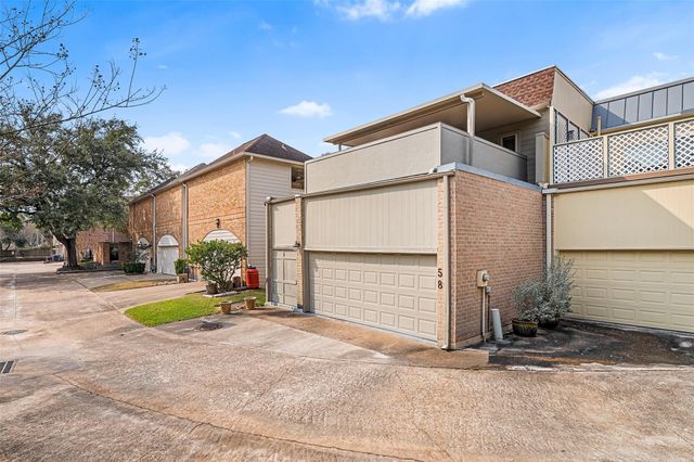 58 Bayou Pointe Drive, Houston, TX 77063