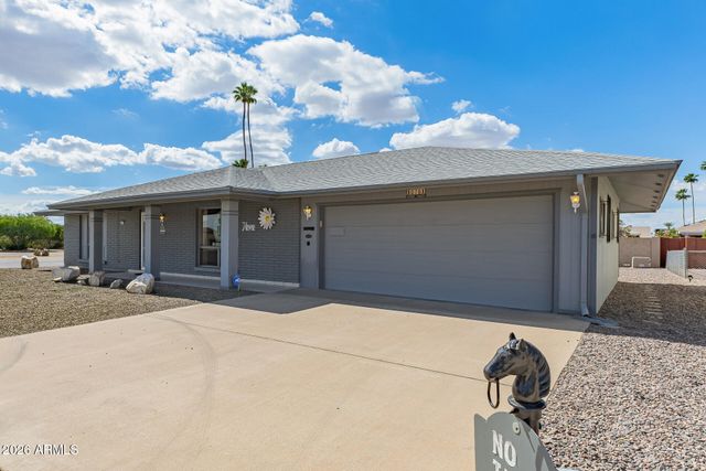 10701 W MEADE Drive, Sun City, AZ 85351