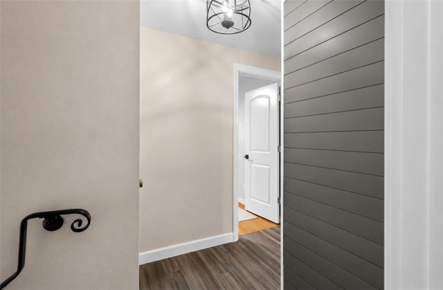 314 Cavan Dr, Pleasant Hills, PA 15236