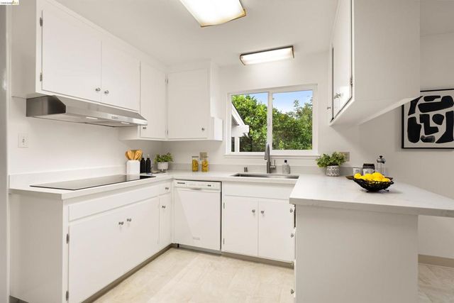 3115 Del Oceano Dr, Lafayette, CA 94549
