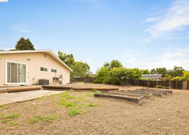 3115 Del Oceano Dr, Lafayette, CA 94549