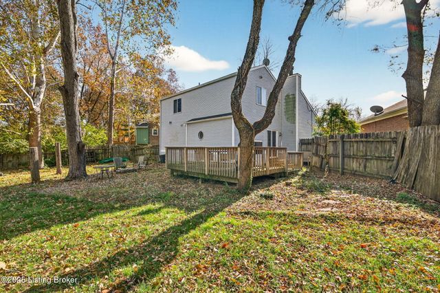 10415 Vantage Rd, Louisville, KY 40299