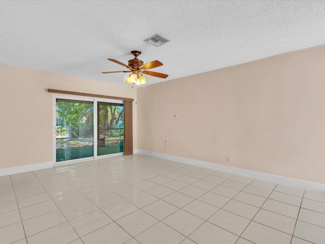 11115 NW 37th Street, Coral Springs, FL 33065
