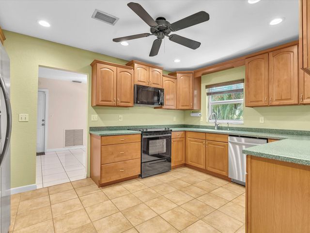 11115 NW 37th Street, Coral Springs, FL 33065