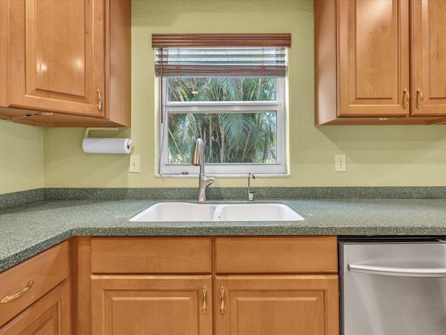 11115 NW 37th Street, Coral Springs, FL 33065