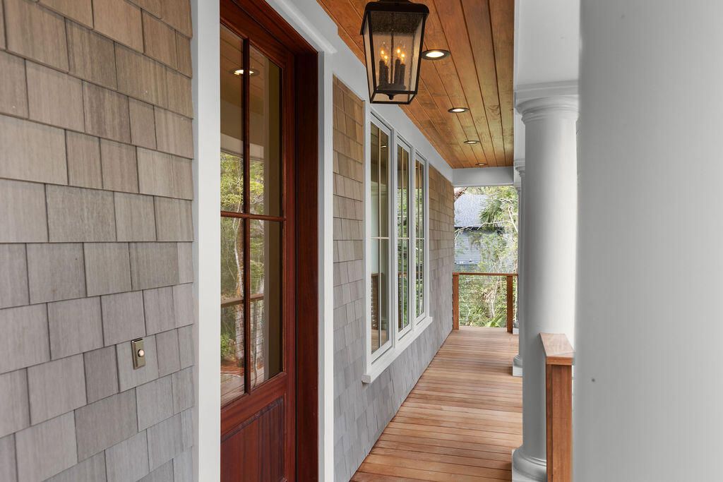 Image 7 of property listing at 2727 Old Oak Walk, Seabrook Island, SC 29455