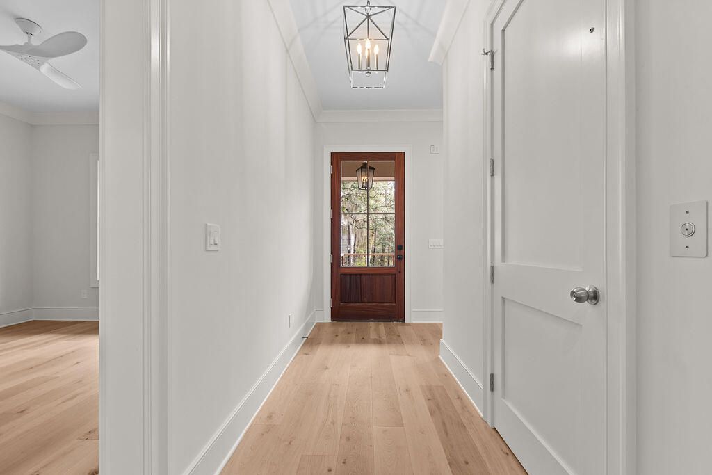 Image 9 of property listing at 2727 Old Oak Walk, Seabrook Island, SC 29455