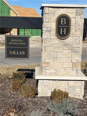 8217 Aurora Street, Lenexa, KS 66220