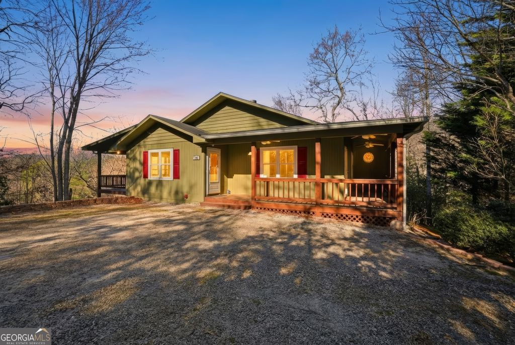 354 Mystic View Lane, Clayton, GA 30525