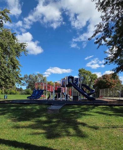 9812 S Nottingham Avenue 16, Chicago Ridge, IL 60415