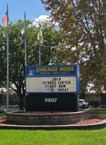 9812 S Nottingham Avenue 16, Chicago Ridge, IL 60415