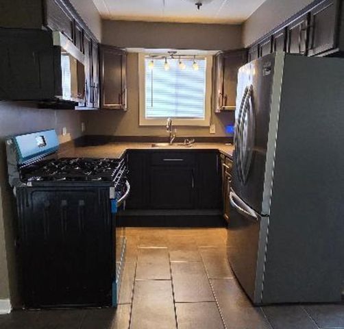 9812 S Nottingham Avenue 16, Chicago Ridge, IL 60415