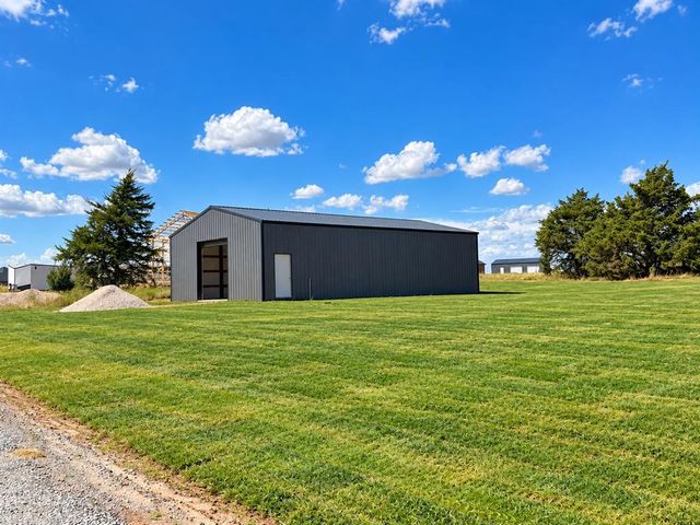 2541 Secretariat Pass, Guthrie, OK 73044