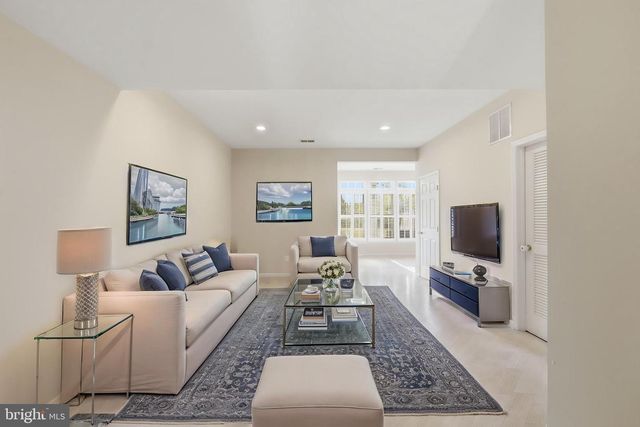 15054 DANEHURST CIR, Gainesville, VA 20155