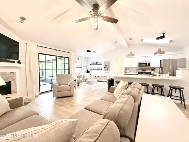 1078 CELEBRANT Drive, Jacksonville, FL 32225