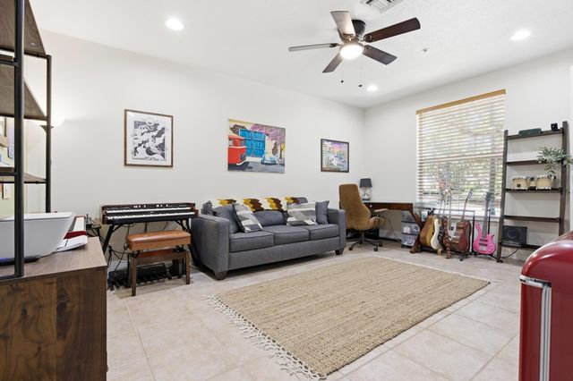 1594 Grande Cull Way, Jupiter, FL 33458