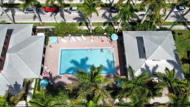 1594 Grande Cull Way, Jupiter, FL 33458