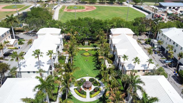 1594 Grande Cull Way, Jupiter, FL 33458