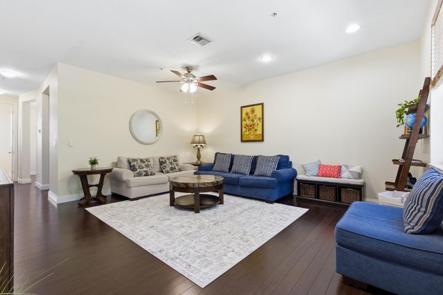 1594 Grande Cull Way, Jupiter, FL 33458