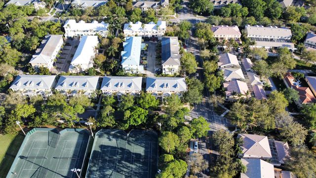 1594 Grande Cull Way, Jupiter, FL 33458