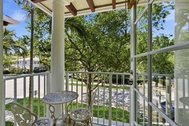 1594 Grande Cull Way, Jupiter, FL 33458