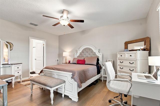 31746 BARREL WAVE WAY, Wesley Chapel, FL 33545