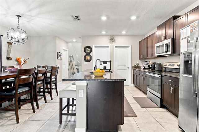 31746 BARREL WAVE WAY, Wesley Chapel, FL 33545
