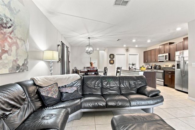 31746 BARREL WAVE WAY, Wesley Chapel, FL 33545