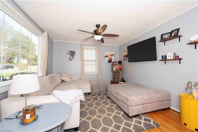 2416 Parkway Drive, Winston-salem, NC 27103