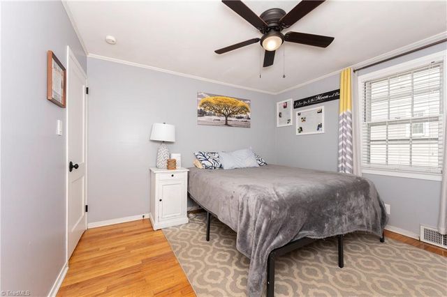 2416 Parkway Drive, Winston-salem, NC 27103